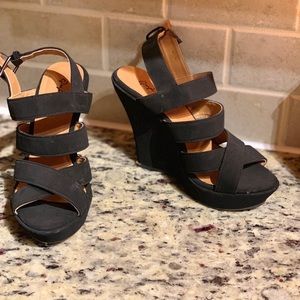 Black Strappy Wedge